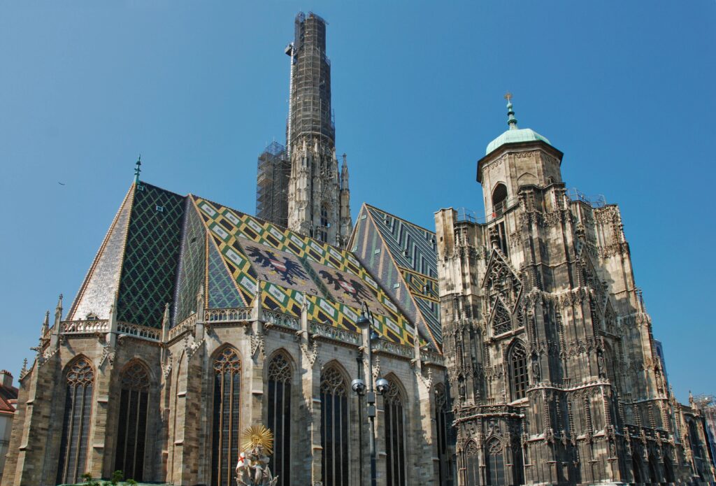 Funeral Services St. Pölten: Dignified Support in times of Grief 1 pexels tom d arby 3904203 6237861